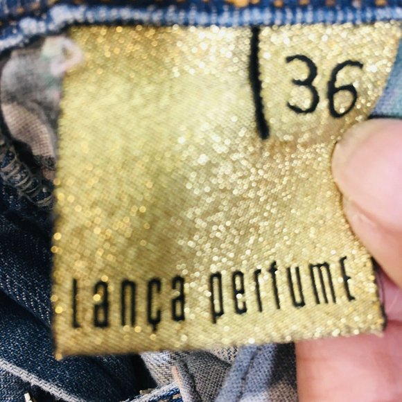 LANCA PERFUME WOMEN SZ 36 DENIM DISTRESSED SHORTS 2” INSEAM ZIP SIDE VENTS LOGO - Picture 8 of 10